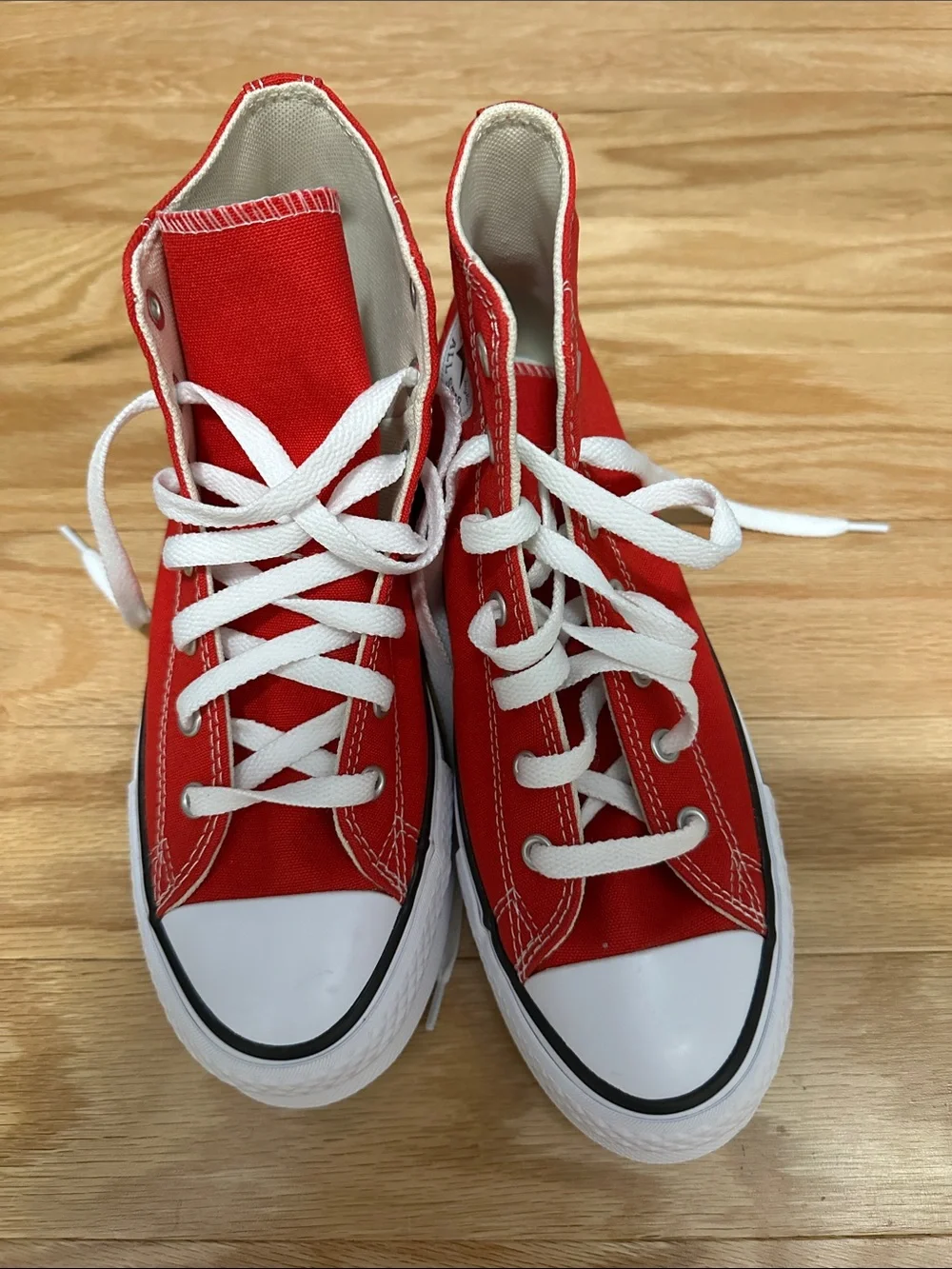 Kids Red High-Top Canvas Sneakers - Classic Lace-Up